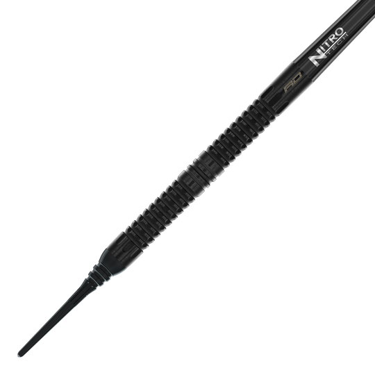 Hier sieht man den Red Dragon Peter Wright Snakebite Black Mamba Softdart mit 20g. Das Produkt bietet präzise Flugeigenschaften und liegt gut in der Hand.