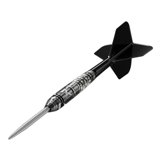 Target Japan Black Marque Chaos 2 SP steel darts Das Bild zeigt einen Target Japan Black Marque Chaos 2 SP Steeldart. Der Dart hat ein elegantes, schwarzes Design mit präzisen Rillen am Griff.