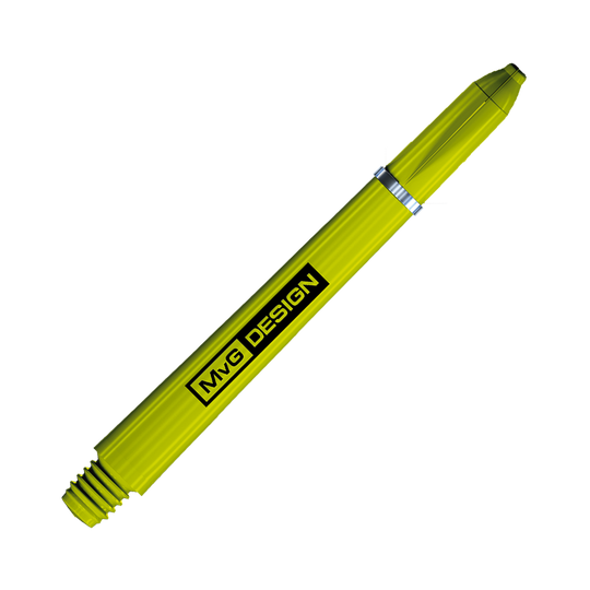 Das Bild zeigt einen gelben Dart-Shaft mit der Aufschrift "MvG DESIGN". Es handelt sich um den Winmau Nylon Ring Grip MvG Design Shaft.