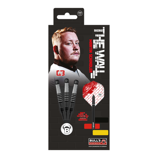 Bulls Martin Schindler Original Generation 3 soft darts Das Bild zeigt die Verpackung der "Bulls Martin Schindler Original Generation 3 Softdarts". Auf der Verpackung ist ein Porträt von Martin Schindler sowie drei Softdarts und das Logo von Bull's abgebildet.