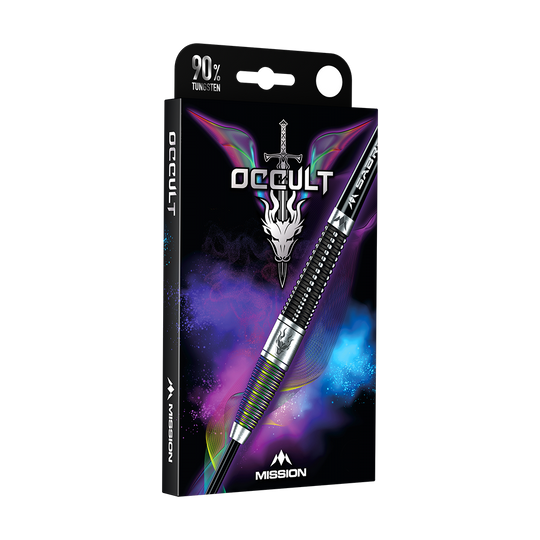 M001317_Mission_Occult_Steeldarts_3 Die Abbildung zeigt die Verpackung der "Mission Occult Steeldarts - 23g". Auf der Vorderseite sind ein Dartpfeil, ein Drachenkopf mit Schwert und bunte Rauchwolken zu sehen.