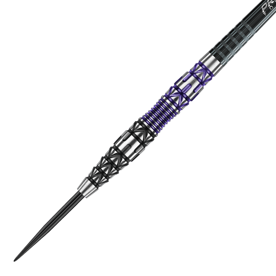 Winmau Simon Whitlock Special Edition 2020 steel darts Das Bild zeigt einen Winmau Simon Whitlock Special Edition 2020 Steeldart. Der Dart hat ein auffälliges Design mit schwarzen, silbernen und violetten Elementen am Griff.