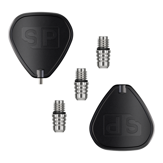 Target Swiss Point 2BA Converter - Silber Das Bild zeigt den Target Swiss Point 2BA Converter in Silber mit mehreren silbernen Konvertern. Ebenfalls abgebildet sind zwei schwarze Kunststoffhüllen zur Aufbewahrung der Konverter.