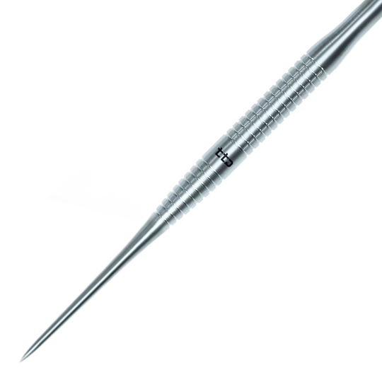 Hier sieht man die Caliburn TTD Complete Titanium T3 Silver Steeldarts - 7g. Die Darts bestehen aus silbernem Titan und wiegen jeweils 7 Gramm.