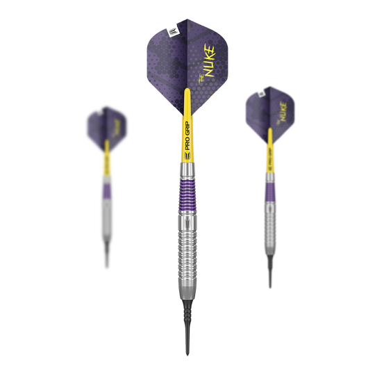 Target Luke Littler Brass Soft Darts - 19g Dieses Bild zeigt das Set der Target Luke Littler Brass Softdarts - 19g. Im Set sind mehrere Dartpfeile des gleichen Modells enthalten.