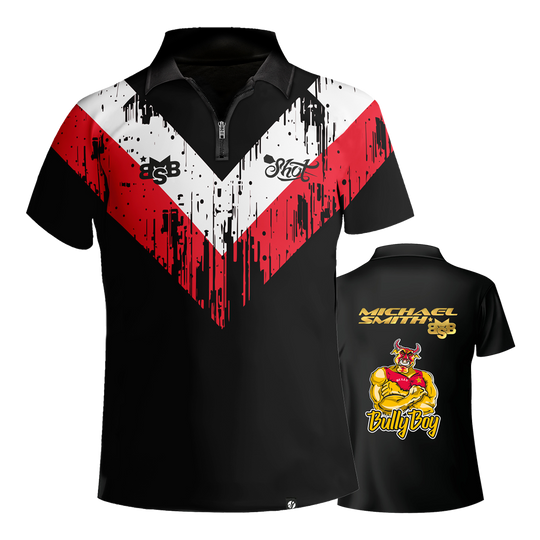 Shot Michael Smith White Stripe dart shirt Das Bild zeigt das Shot Michael Smith White Stripe Dartshirt mit auffälligem roten und weißen Streifenmuster auf schwarzem Grund. Auf der Rückseite sind der Name "Michael Smith", das Logo "Bully Boy" und eine Zeichnung eines muskulösen Stiers zu sehen.