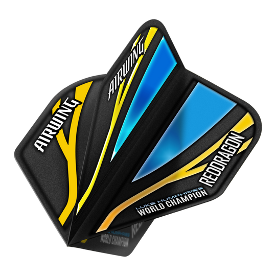 Red Dragon Airwing Luke Humphries World Champion Black Blue Standard Flights Das Bild zeigt die Red Dragon Airwing Luke Humphries World Champion Black Blue Standard Flights. Die Flights sind schwarz mit blauen und gelben Akzenten und tragen die Aufschriften "AIRWING", "RED DRAGON" und "WORLD CHAMPION".