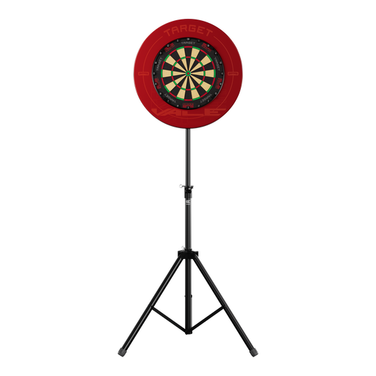 Target Dartboard Stand Das Bild zeigt einen Dartboard-Ständer mit einer roten Umrandung und einer klassischen Dartscheibe. Der Ständer steht stabil auf drei Beinen und trägt das Produkt "Target Dartboard Stand".
