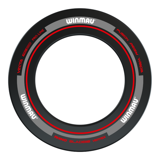 Winmau Advance Dartboard Surround - Black Red Das Bild zeigt das Winmau Advance Dartboard Surround in Schwarz und Rot. Der Ring ist mit verschiedenen Markierungen und dem Winmau-Logo versehen.