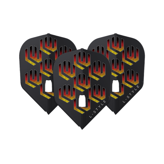 L-L-Styleukas Wenig V1 Black L3PRO Flights Das Bild zeigt drei schwarze Dart-Flights mit einem auffälligen roten und gelben Muster. Auf jedem Flight steht unten rechts das Wort "L-STYLE".