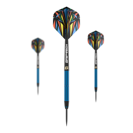 GOAT Athlete Blue Brass Steeldarts - 12g Das Bild zeigt drei Steeldarts des Produkts "GOAT Athlete Blue Brass Steeldarts - 12g". Die Darts haben blaue Griffe und bunte Flights mit einem auffälligen Muster.