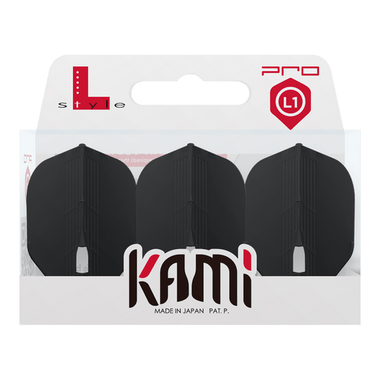 L-Style KAMI L1PRO Flights Das Bild zeigt eine Packung mit drei schwarzen Dartflights der Marke Kami. Auf der Verpackung steht "L-Style" und "Made in Japan".