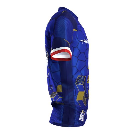 Target Josh Rock Dart Shirt 2027 Auf dem Foto ist das Target Josh Rock Dartshirt 2027 abgebildet. Das Shirt hat ein sportliches und modernes Design.