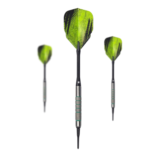 McDart 85 Tungsten V7 soft darts - 16.5g Das Bild zeigt drei McDart 85er Tungsten V7 Softdarts mit einem Gewicht von 16,5g. Die Darts haben grün-schwarze Flights und silberne Griffe.