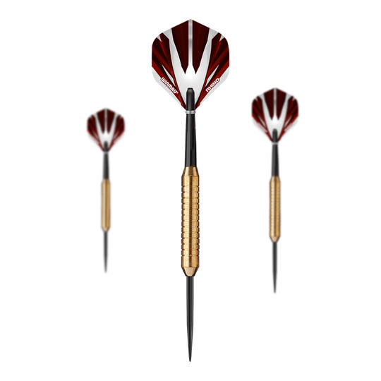 Winmau Broadside Brass Steeldarts - 22g Das Bild zeigt drei Winmau Broadside Brass Steeldarts mit einem Gewicht von 22 Gramm. Die Darts haben goldfarbene Griffe und schwarz-rote Flights.