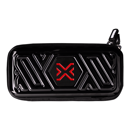 Winmau Blade X Armor G1 dart wallet Auf dem Bild befindet sich der Artikel 8534_Winmau_Blade_X_Armor_G1_Dartwallet_1. Es scheint ein Produkt aus dem Dartbereich zu sein.