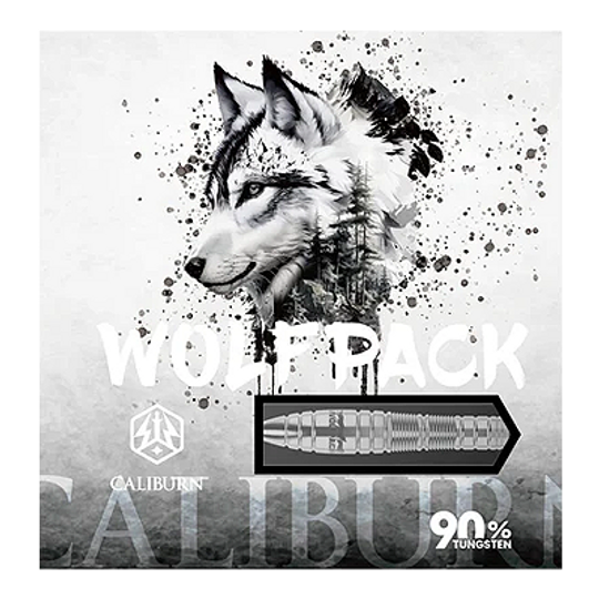 Das Bild zeigt die Verpackung der Caliburn Wolfpack W2 Steeldarts – 22g mit einer stilisierten Zeichnung eines Wolfes. Auf der Verpackung steht außerdem "90% Tungsten".