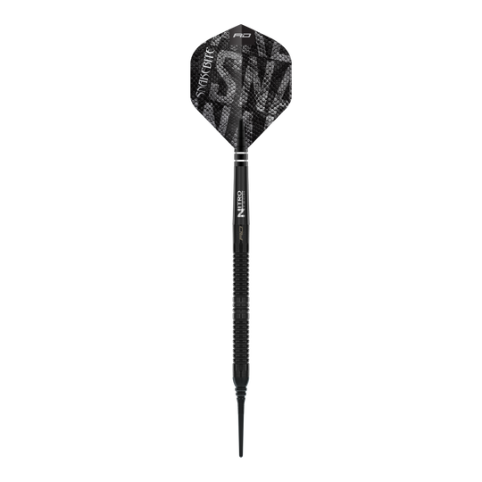 Red Dragon Peter Wright Snakebite Black Mamba Soft Darts - 20g Red Dragon Peter Wright Snakebite Black Mamba Softdarts - 20g. Abgebildet ist ein Detail des Softdarts-Designs in Schwarz.