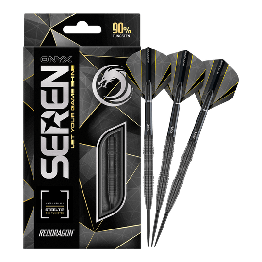 Red Dragon Seren 3 Onyx Steeldarts Das Bild zeigt die Red Dragon Seren 3 Onyx Steeldarts mit einer schwarzen Verpackung. Drei schwarze Steeldarts mit modernen Flights sind neben der Verpackung abgebildet.