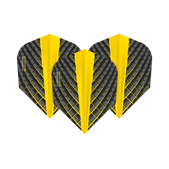 HR6809_Harrows_Quantum_Gelb_No6_Flights_1HPu4XqgIUNpuN Das Bild zeigt drei Harrows Quantum Gelb No6 Flights für Dartpfeile. Sie sind schwarz-gelb gemustert mit einem auffälligen Rautenmuster.