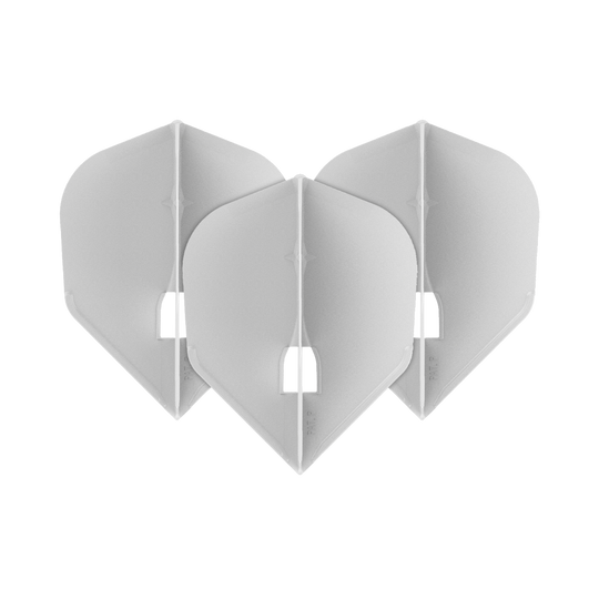 Auf dem Bild sind drei weiße Dart-Flights in einer V-Form angeordnet. Die Flights haben jeweils eine leicht durchsichtige Optik und eine standardisierte Pfeilform.