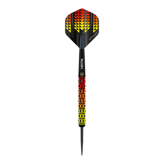 Winmau Firestorm Flame Parallel Steeldarts Der Winmau Firestorm Flame Parallel Steeldart hat ein auffälliges Design in Flammenfarben mit gelben, orangefarbenen und roten Akzenten. Der Schaft und Flight sind schwarz mit geometrischen Mustern, die an Feuer erinnern.