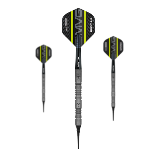 Winmau Michael Van Gerwen Exact Softdarts Das Bild zeigt drei Winmau Michael Van Gerwen Exact Softdarts. Die Darts haben schwarze Flights mit gelben und weißen Akzenten sowie einem silbernen, geriffelten Schaft.