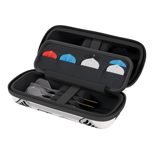 Target Star Wars Boa Dartcase - Stormtrooper Das Bild zeigt das Target Star Wars Boa Dartcase mit Stormtrooper-Design. Es eignet sich ideal für Fans von Darts und Star Wars.