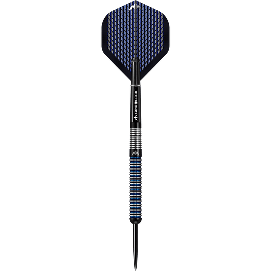 Mission Nightfall Model 1 steel darts Das Bild zeigt einen Mission Nightfall Model 1 Steeldart. Der Dart hat ein modernes Design mit schwarzen und blauen Akzenten.